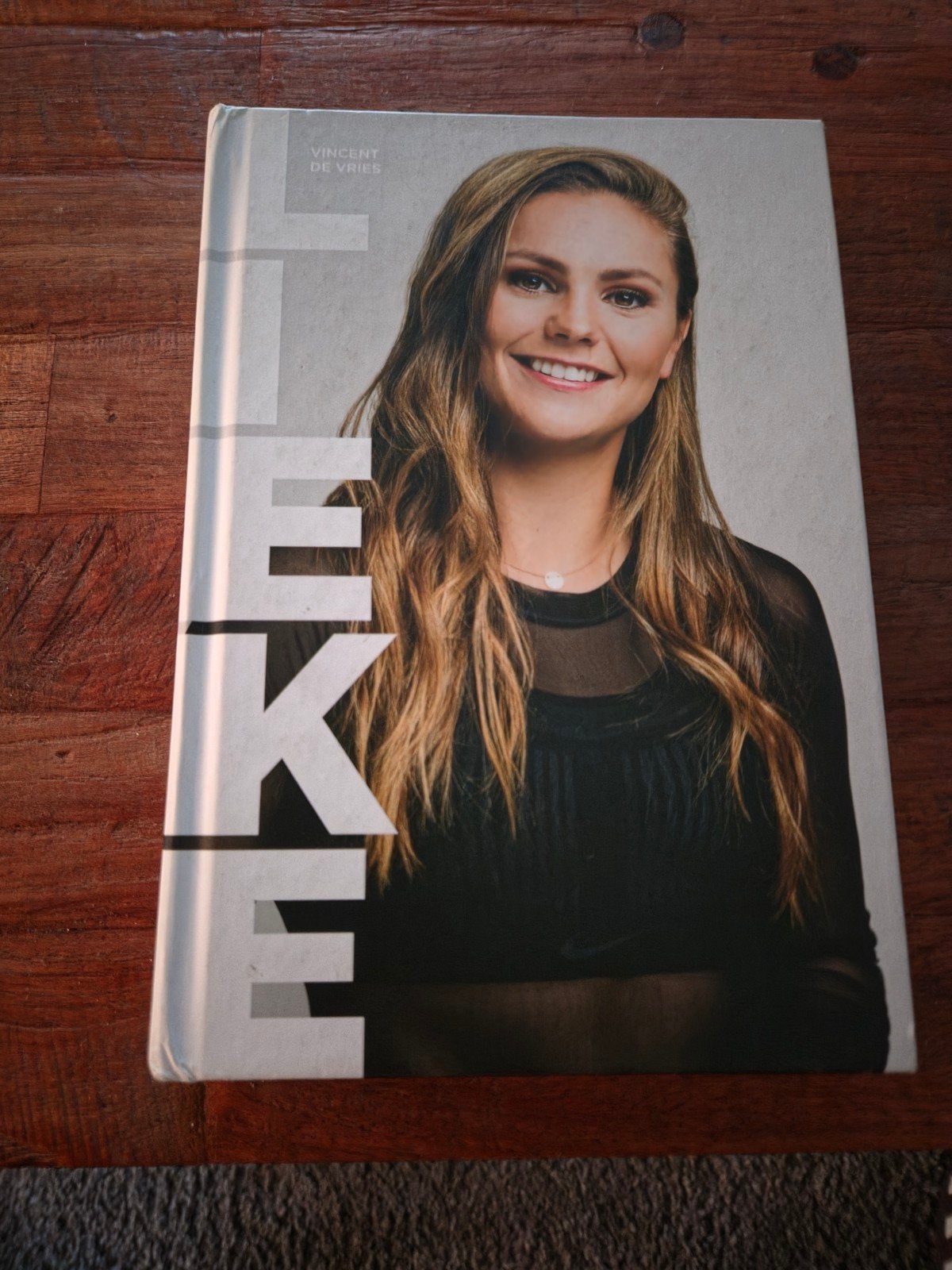boek - Lieke Martens, Ophalen of Verzenden, Gelezen, Sport