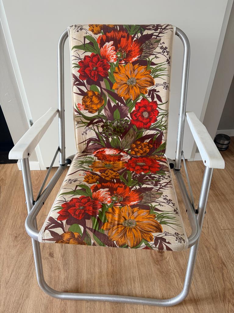 Vintage strandstoel met bloemenprint, Ophalen, Zo goed als nieuw