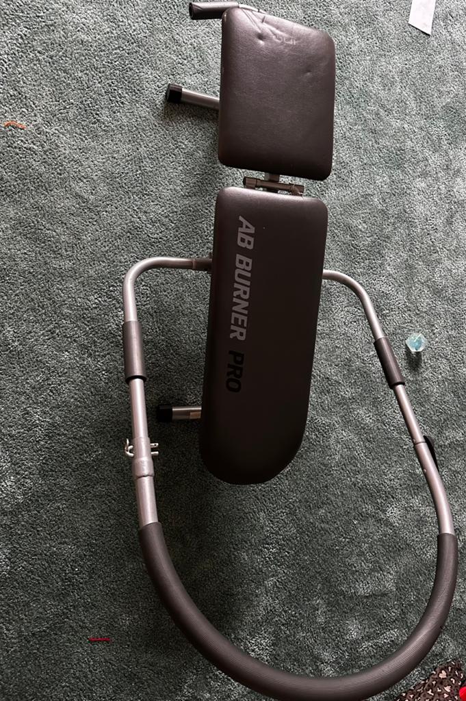 Ab king pro (voor het trainen van buikspieren), Sport en Fitness, Gebruikt, Ophalen of Verzenden, Buik, Metaal