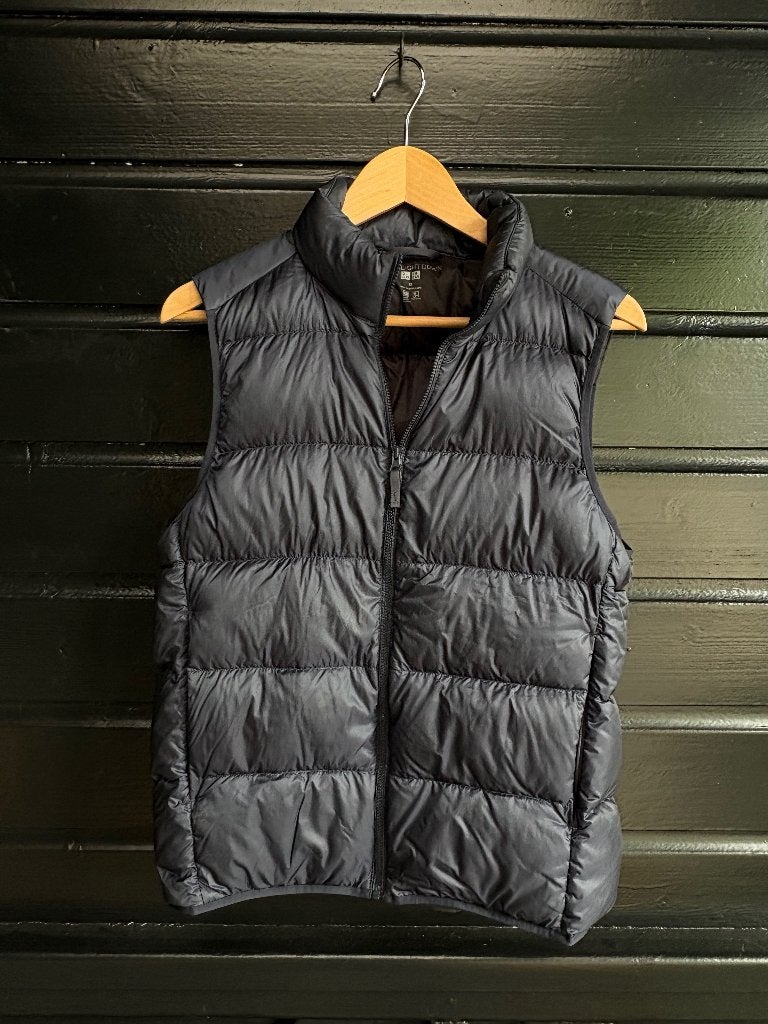 Uniqlo bodywarmer donkerblauw maat XS, Kleding | Heren, Uniqlo, Zo goed als nieuw, Maat 46 (S) of kleiner, Verzenden