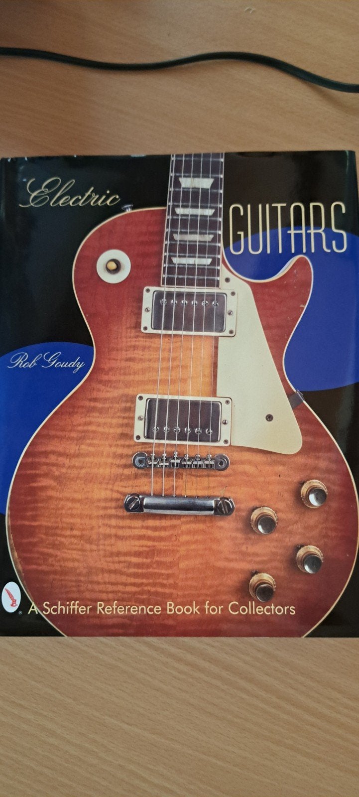Electric Guitars - Rob Goudy - Schiffer Reference Book, Boeken, Ophalen of Verzenden, Gelezen, Instrument, Rob Goudy