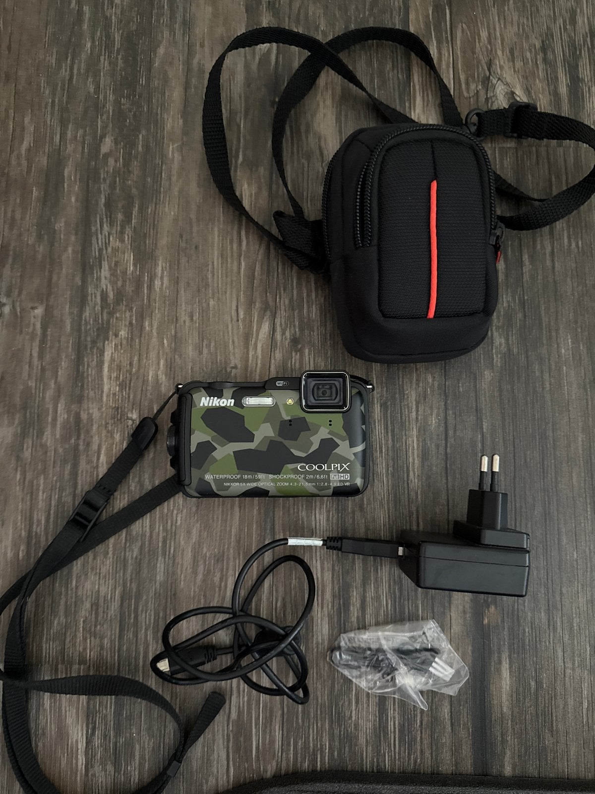 Nikon Coolpix AW120 Camouflage | Waterdicht & Compleet, Audio, Tv en Foto, Fotocamera's Digitaal, Gebruikt, Beeldstabilisatie