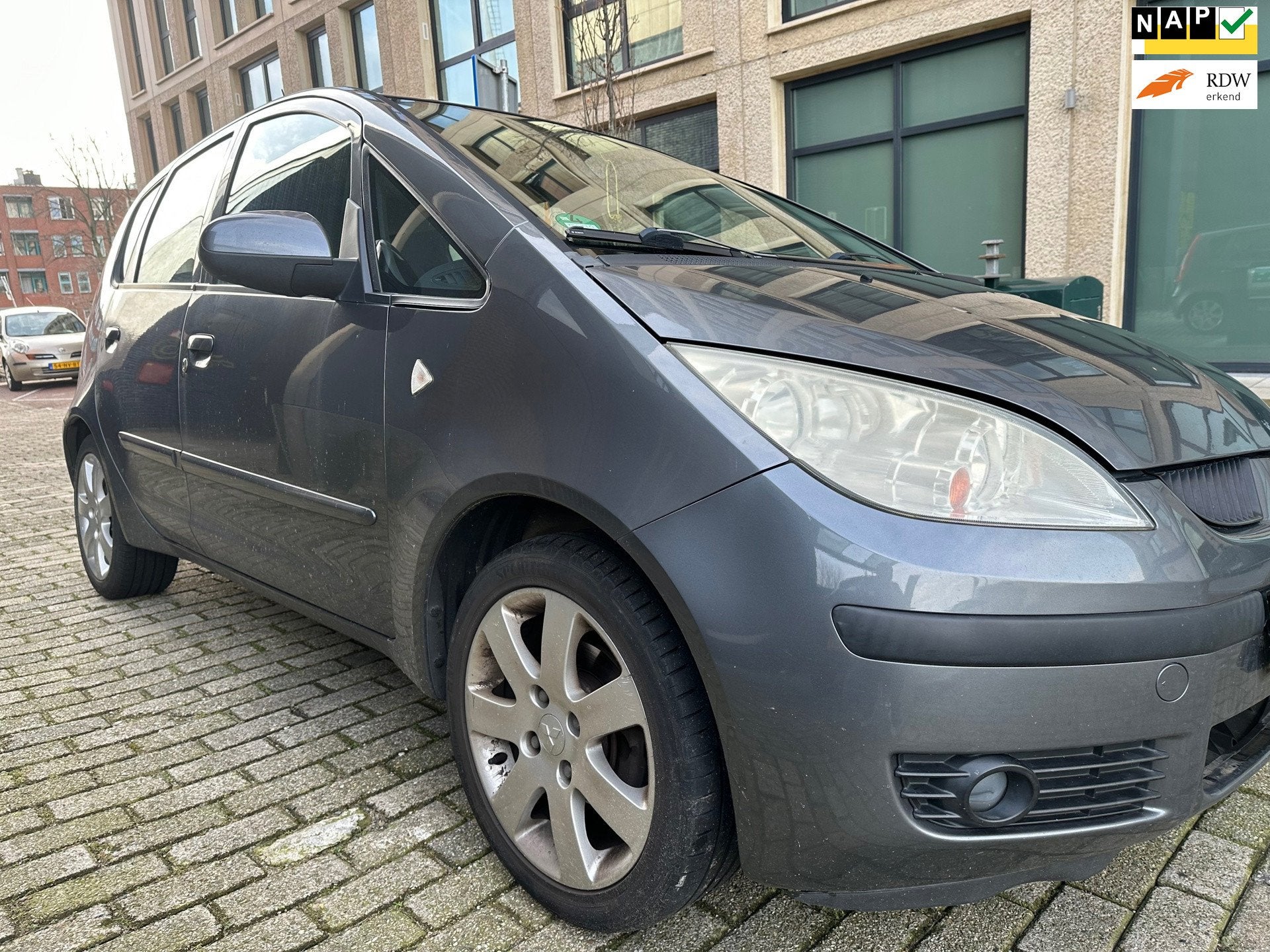 Mitsubishi Colt 1.3 Instyle AUT Airco Leder StoelVerwarming, Auto's, Gebruikt, Colt, 1000 kg, Euro 4