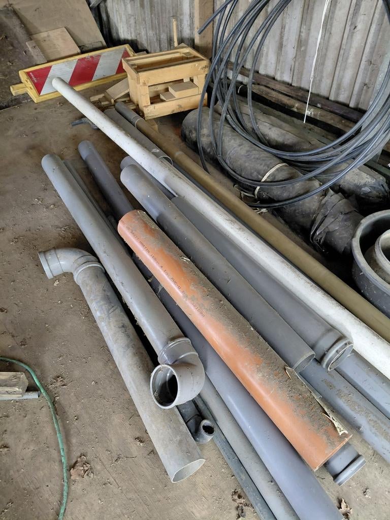 Diverse maten pvc buizen, Doe-het-zelf en Verbouw, Buizen en Afvoer, Ophalen, Gebruikt, Pvc, 6 meter of meer