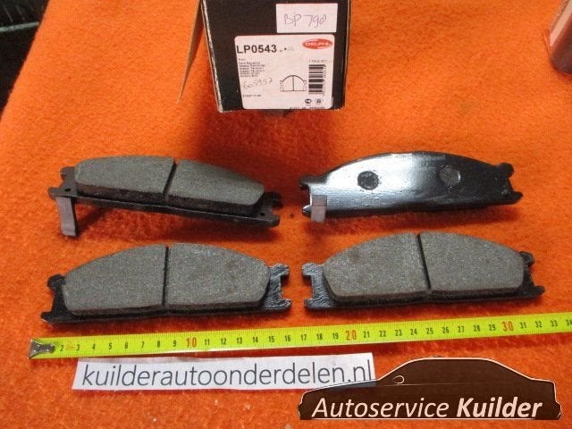 Remblokken voorzijde Nissan Pick Up Terrano Urvan Subaru SVX, Nissan, -, -, Nieuw