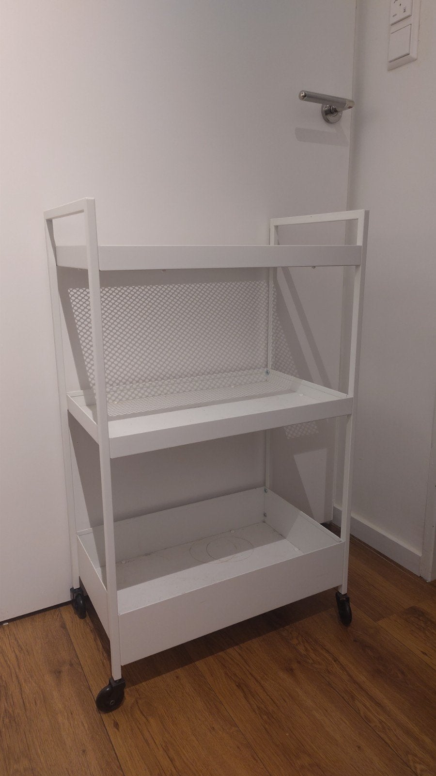 Witte roltafel met 3 planken / trolley, Ophalen, Zo goed als nieuw