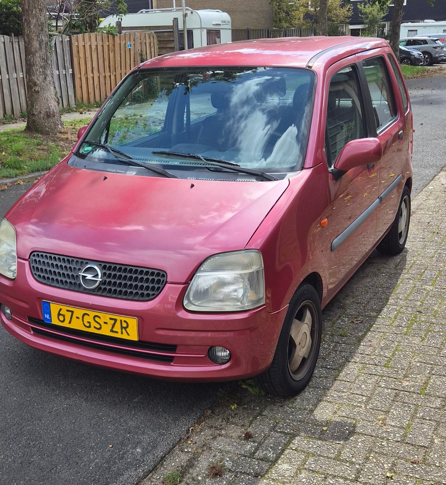 Opel Agila 1.2, APK tot 2027, Nieuwe banden & Schokbrekers, Auto's, Opel, Voorwielaandrijving, 74 pk, 4 stoelen, Origineel Nederlands