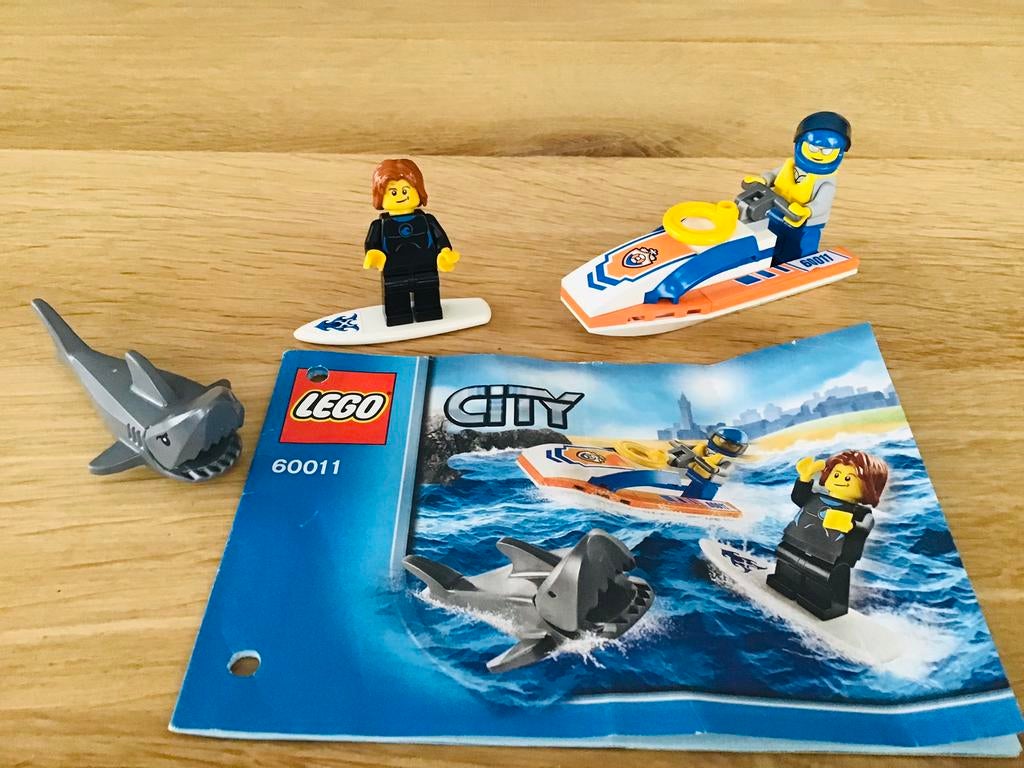LEGO city 60011, surfer rescue, compleet en ZGAN, City, Lego, Ophalen of Verzenden, Complete set