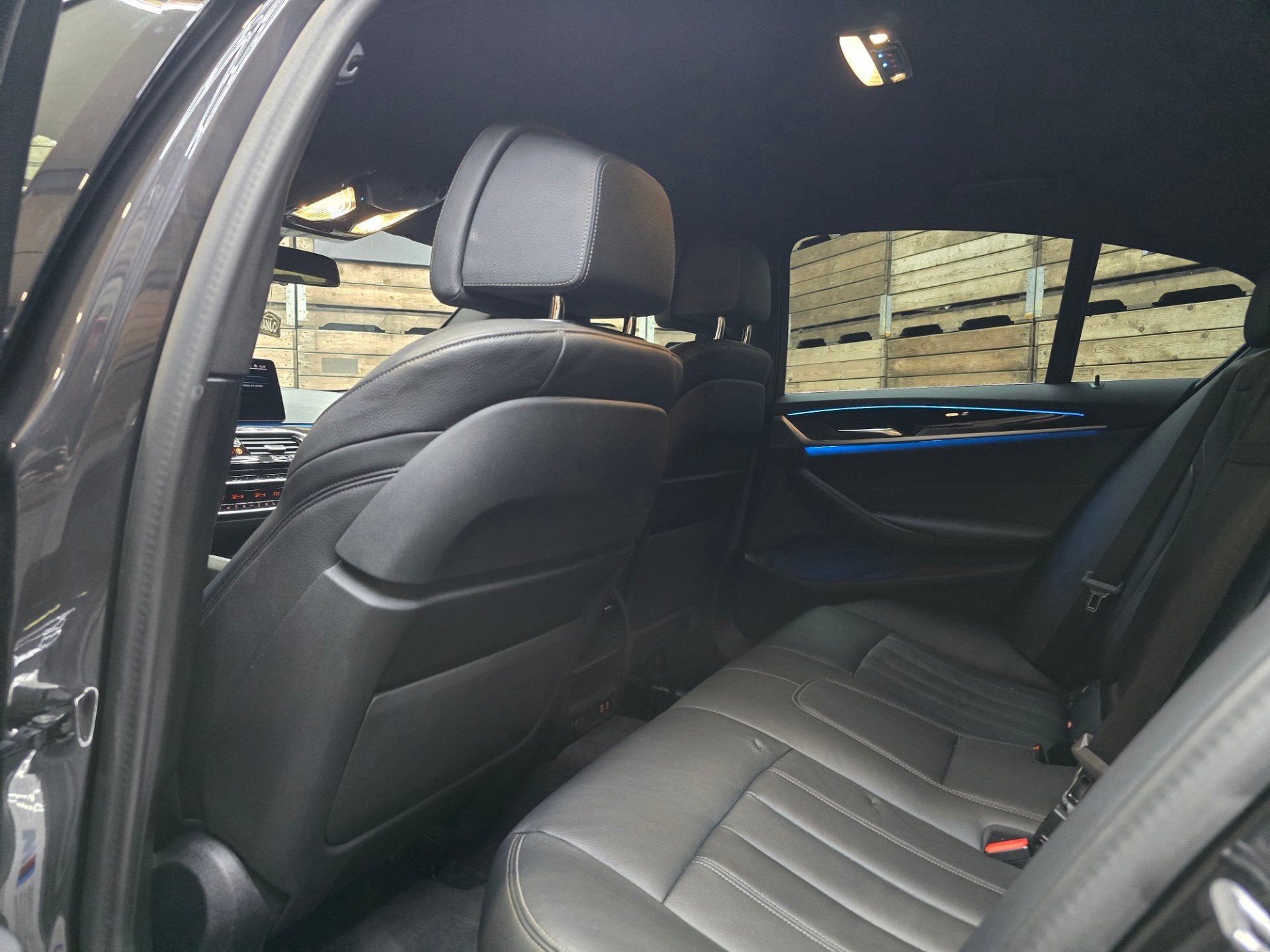 Foto 7 van BMW 5-serie 530e Business Edition Plus HUD Navi LED Memory s