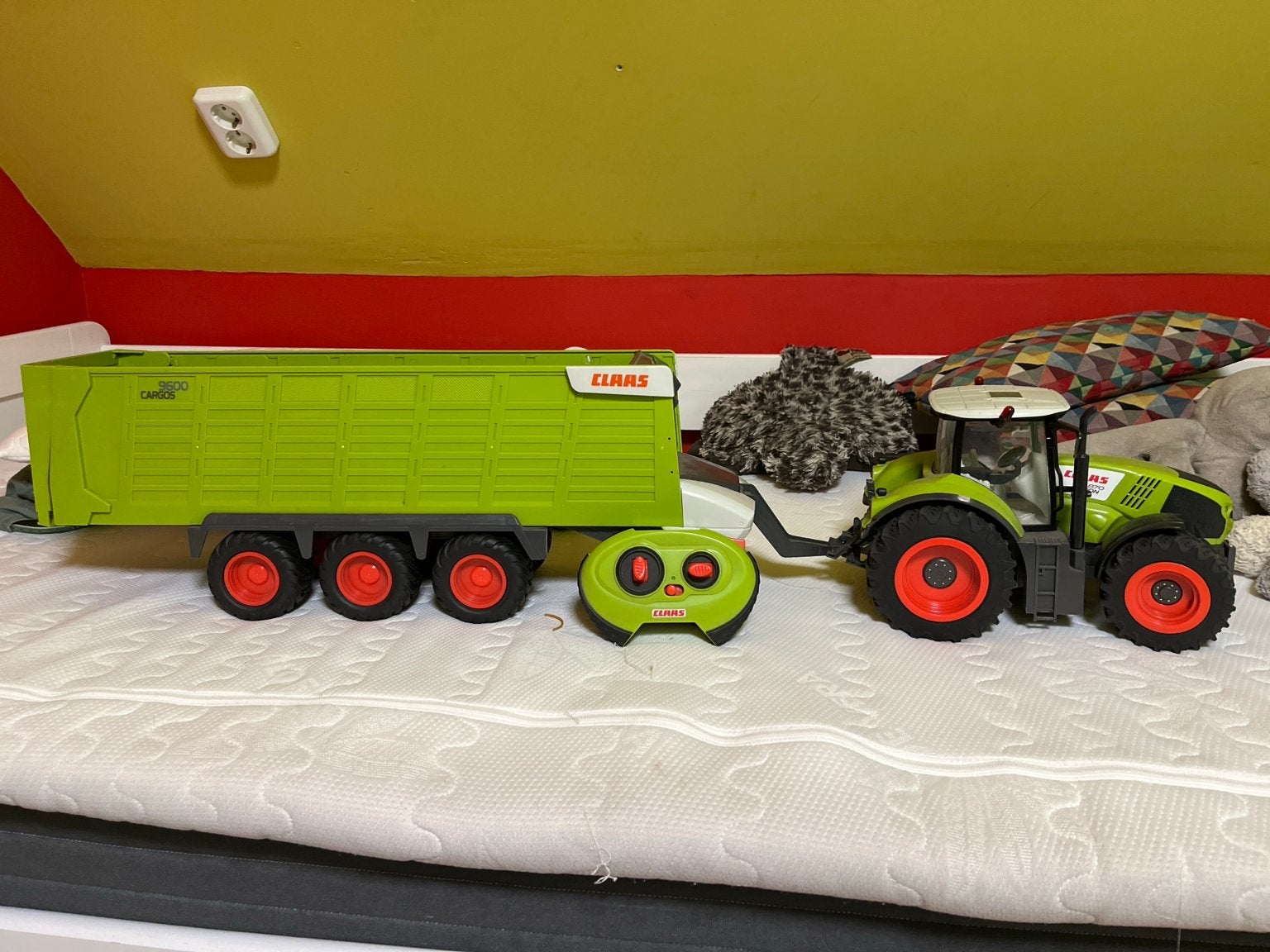 RC-Trekker met opraapwagen (goedwerkend!), Ophalen, Zo goed als nieuw