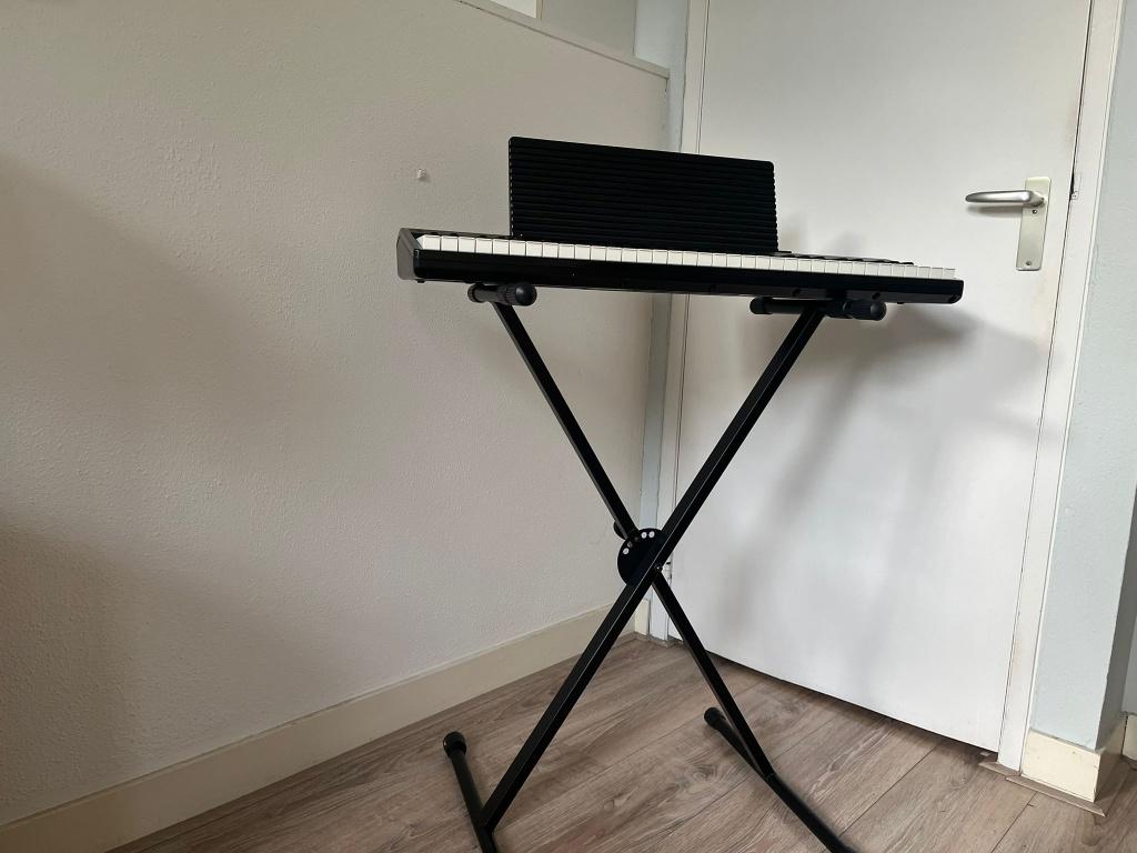 Roland GO-61P GO:PIANO, Muziek en Instrumenten, Keyboards, Ophalen, 61 toetsen, Roland, Met standaard