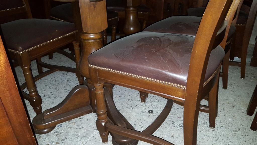 6 eetkamers stoelen en tafel, Ophalen