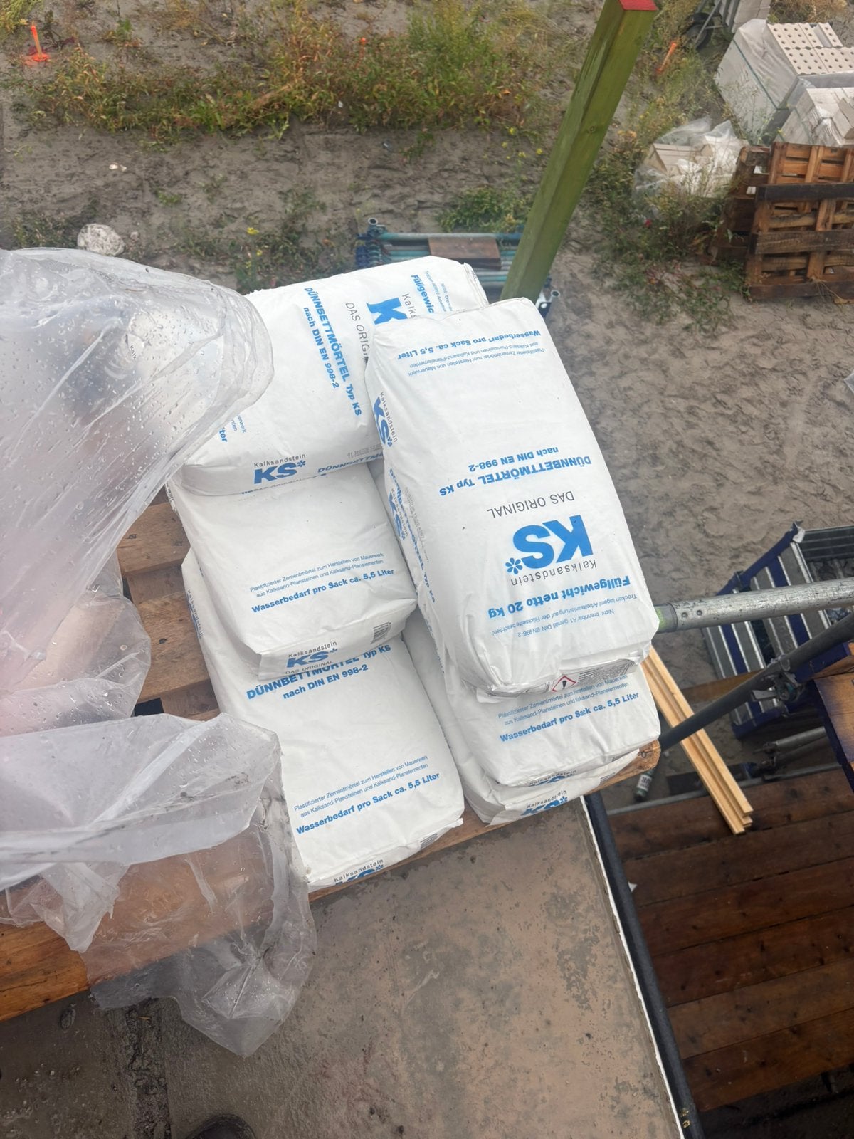 Kalkzandsteen lijmzakken 20kg, Ophalen, Zo goed als nieuw