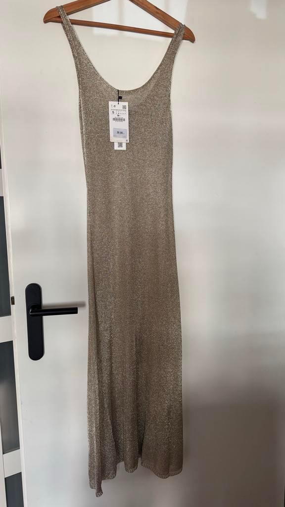 Gouden Zara jurk, Kleding | Dames, Jurken, Ophalen, Overige kleuren, Nieuw, Maat 36 (S)