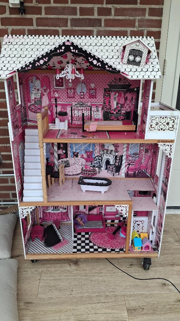 Poppenhuis kidskraft, Ophalen, Zo goed als nieuw, Poppenhuis