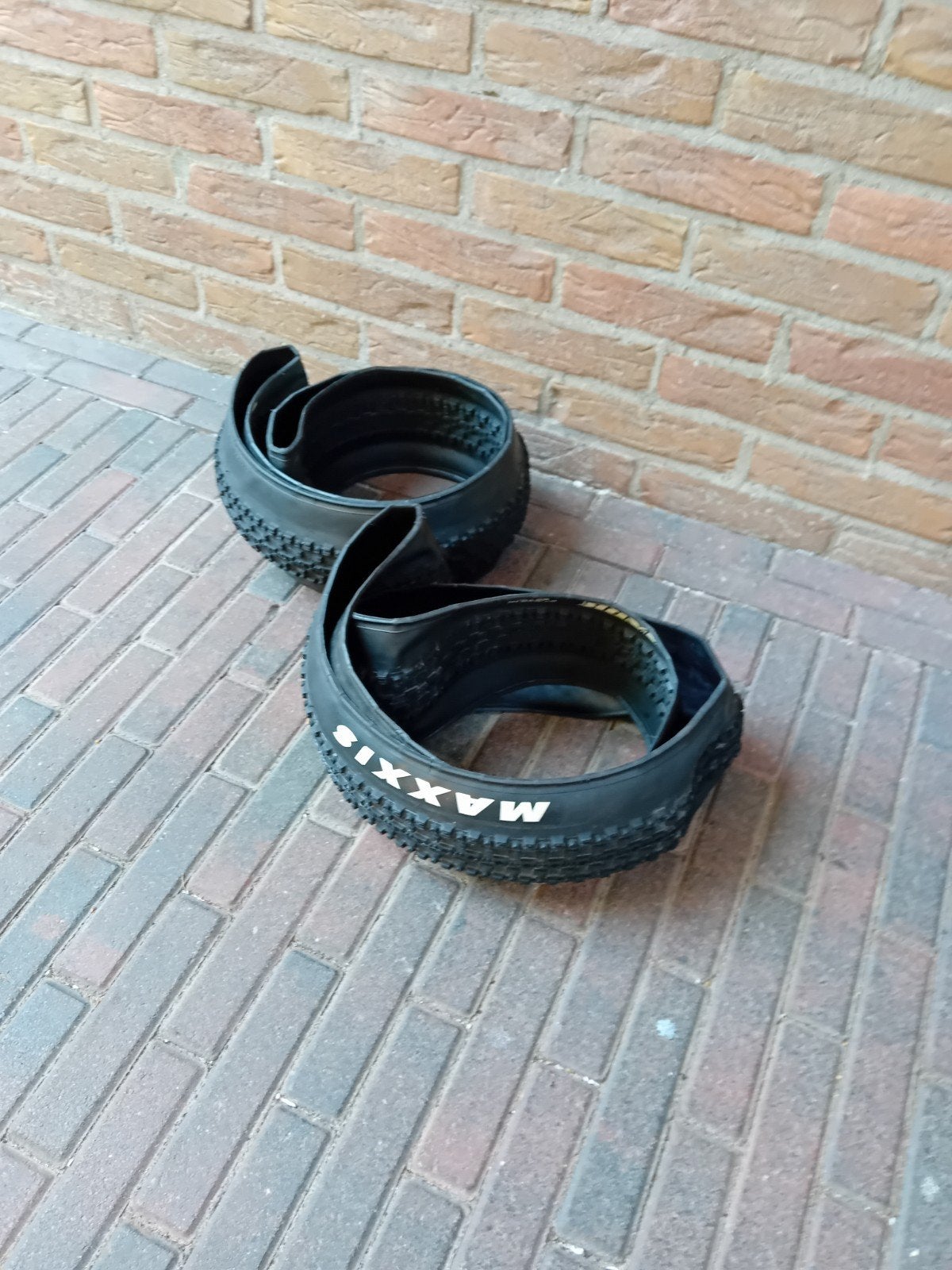 Nieuwe Maxxis Crossmark MTB Banden, Fietsen en Brommers, Fietsonderdelen, Ophalen, Band, Nieuw, Mountainbike