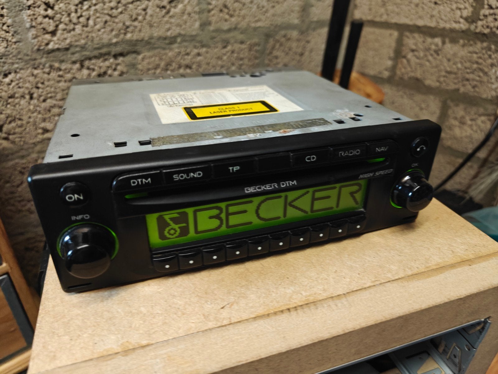 Becker DTM High Speed BE7913 CD-Navigatie voor Youngtimer, Ophalen, Zo goed als nieuw