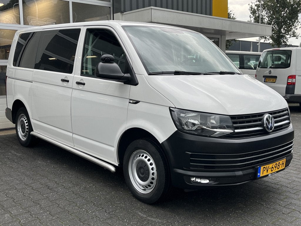 Volkswagen Transporter Kombi 2.0 TDI 150 PK DSG Automaat L1H, Stof, 150 pk, 255 €/maand, 2500 kg