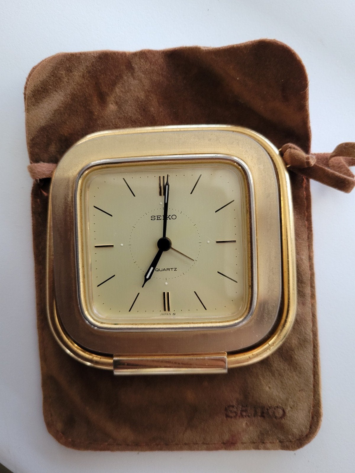 Vintage Seiko Quartz Reiswekker met Hoesje, Antiek en Kunst, Ophalen of Verzenden