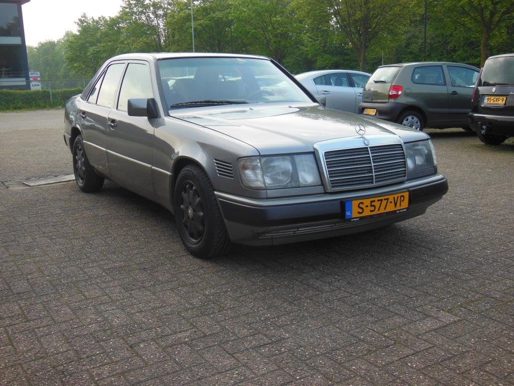 Mercedes-Benz 200-500 (W124) 300 D Turbo, Auto's, Automaat, Achterwielaandrijving, Gebruikt, 143 pk