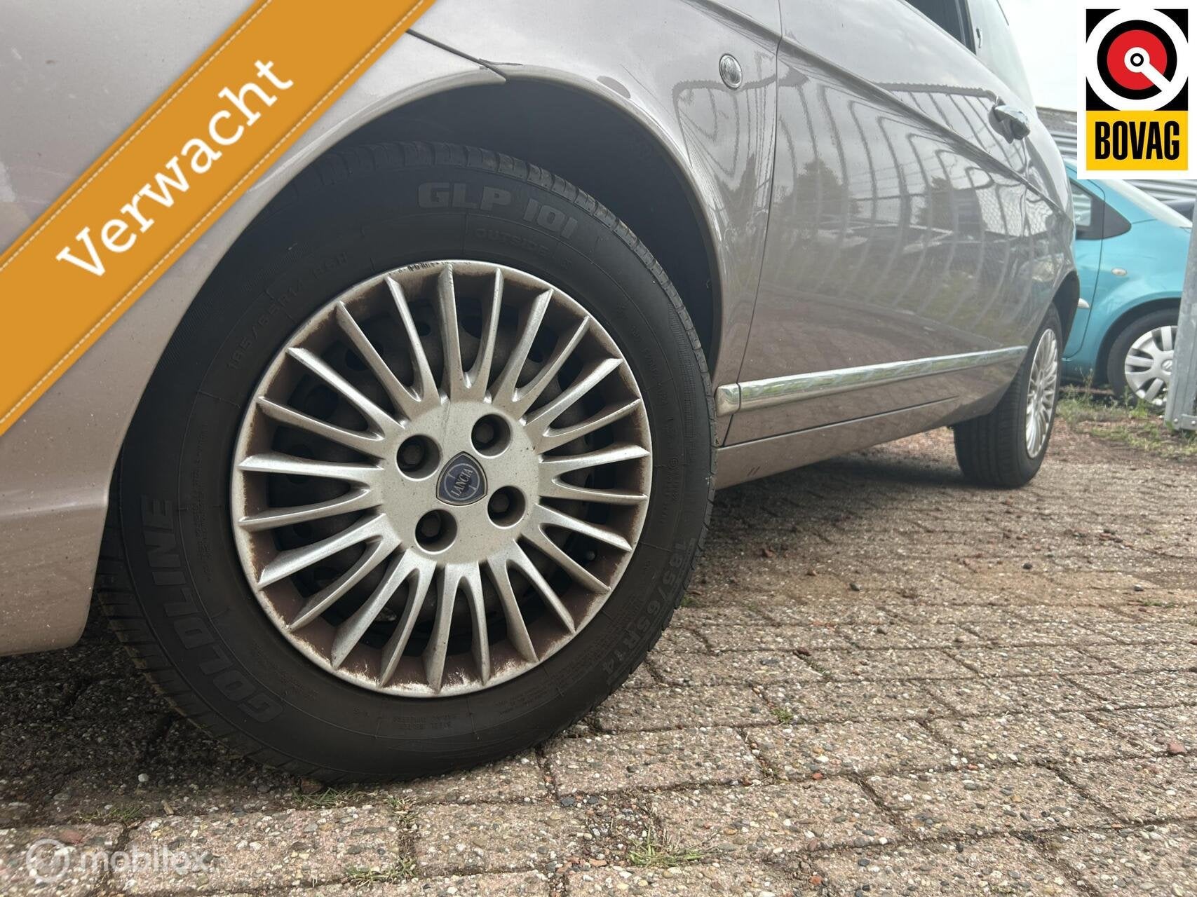 Lancia Ypsilon 1.4 Oro | Airco | 1e eigenaar!, Auto's, Voorwielaandrijving, Stof, Gebruikt, 4 cilinders