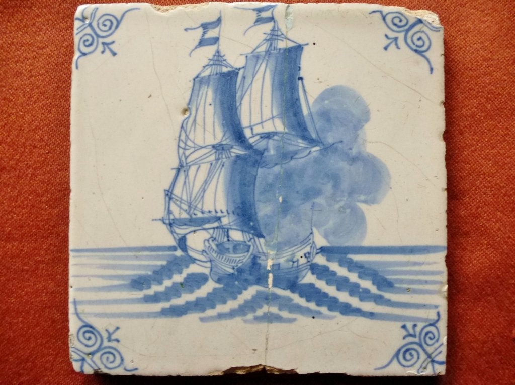 Zeer zeldzame tegel met VOC SCHIP; 3-master, ca. 1700!, Antiek en Kunst, Antiek | Wandborden en Tegels, Ophalen of Verzenden