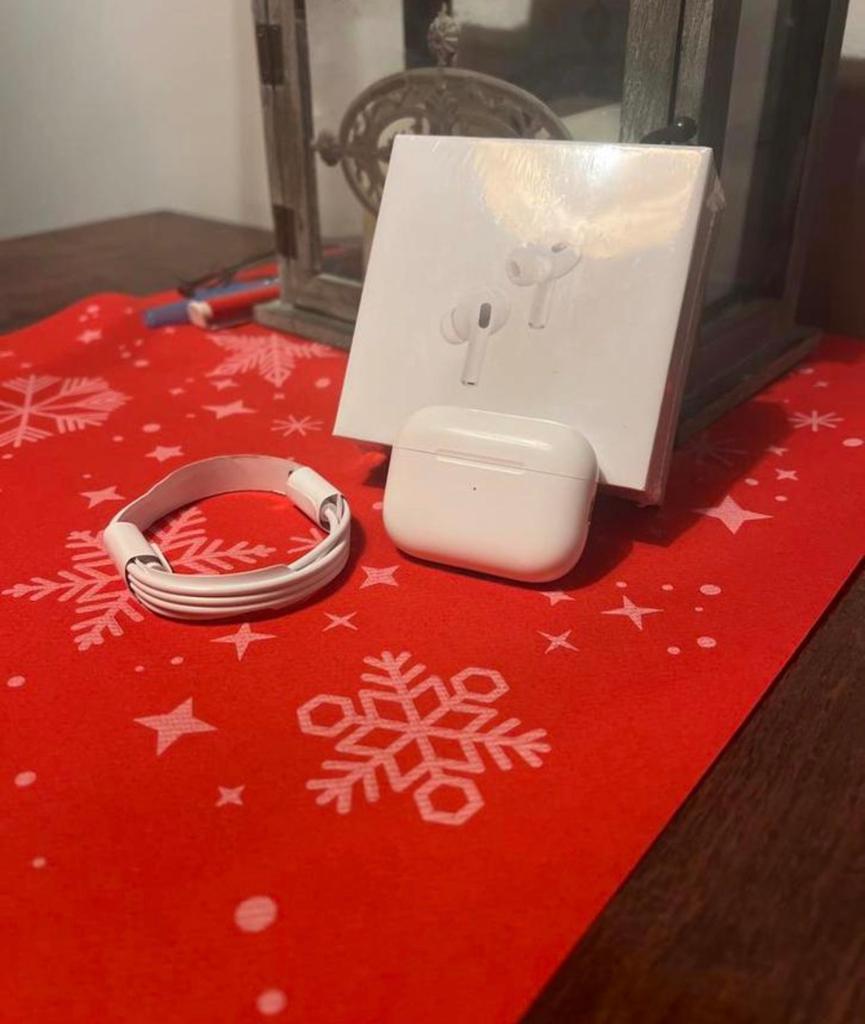 Apple AirPods 2e generatie, Telecommunicatie, Mobiele telefoons | Oordopjes, Nieuw, Ophalen of Verzenden, Apple, In oorschelp (earbud)