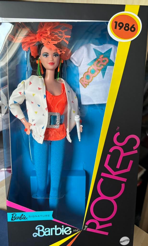 Barbie and the Rockers Dana NRFB, Verzamelen, Ophalen of Verzenden, Zo goed als nieuw, Fashion Doll