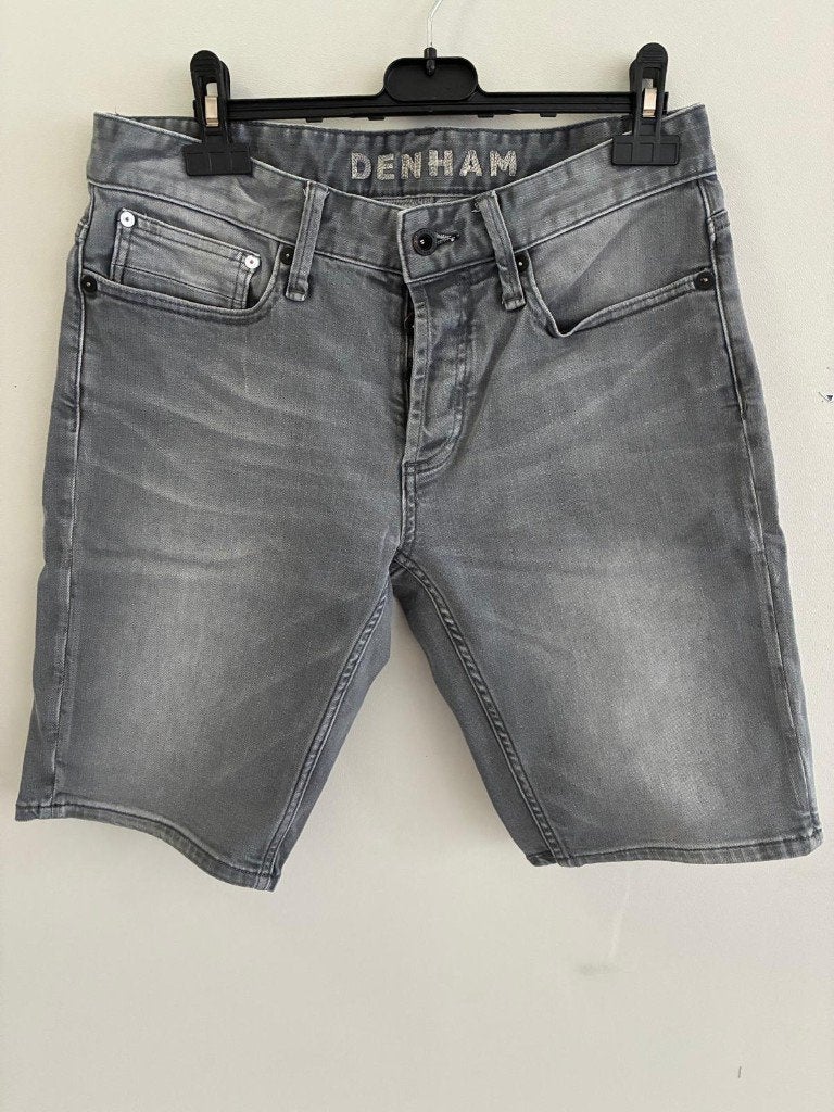 Mooie Denham Razor short W30, Verzenden, W32 (confectie 46) of kleiner, Zo goed als nieuw, Grijs