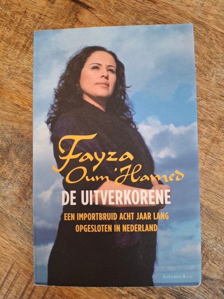 De Uitverkorene - Fayza Oum Hames, Ophalen of Verzenden, Gelezen, Fayza Oum Hames, Nederland