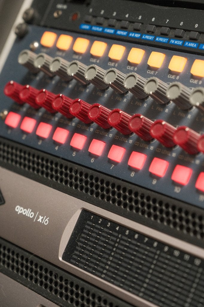 Neve 8816 summing mixer, Ophalen, Zo goed als nieuw, Audio