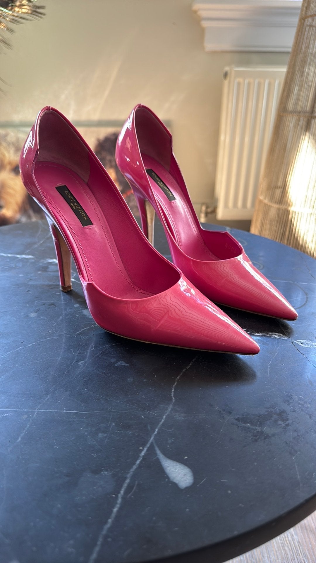 Louis Vuitton roze pump mt 37 - Zo goed als nieuw, Ophalen of Verzenden, Zo goed als nieuw