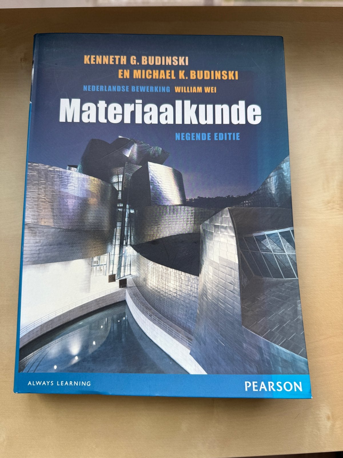 Materiaalkunde - Negende Editie (Kenneth G. Budinski), Boeken, Ophalen of Verzenden, Zo goed als nieuw, Overige onderwerpen