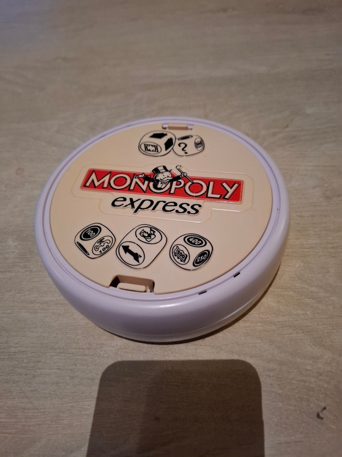 Monopoly Express Reisspel - Compact en Compleet, Ophalen of Verzenden, Zo goed als nieuw, Een of twee spelers, Consumer_affairs@hasbro.co.uk