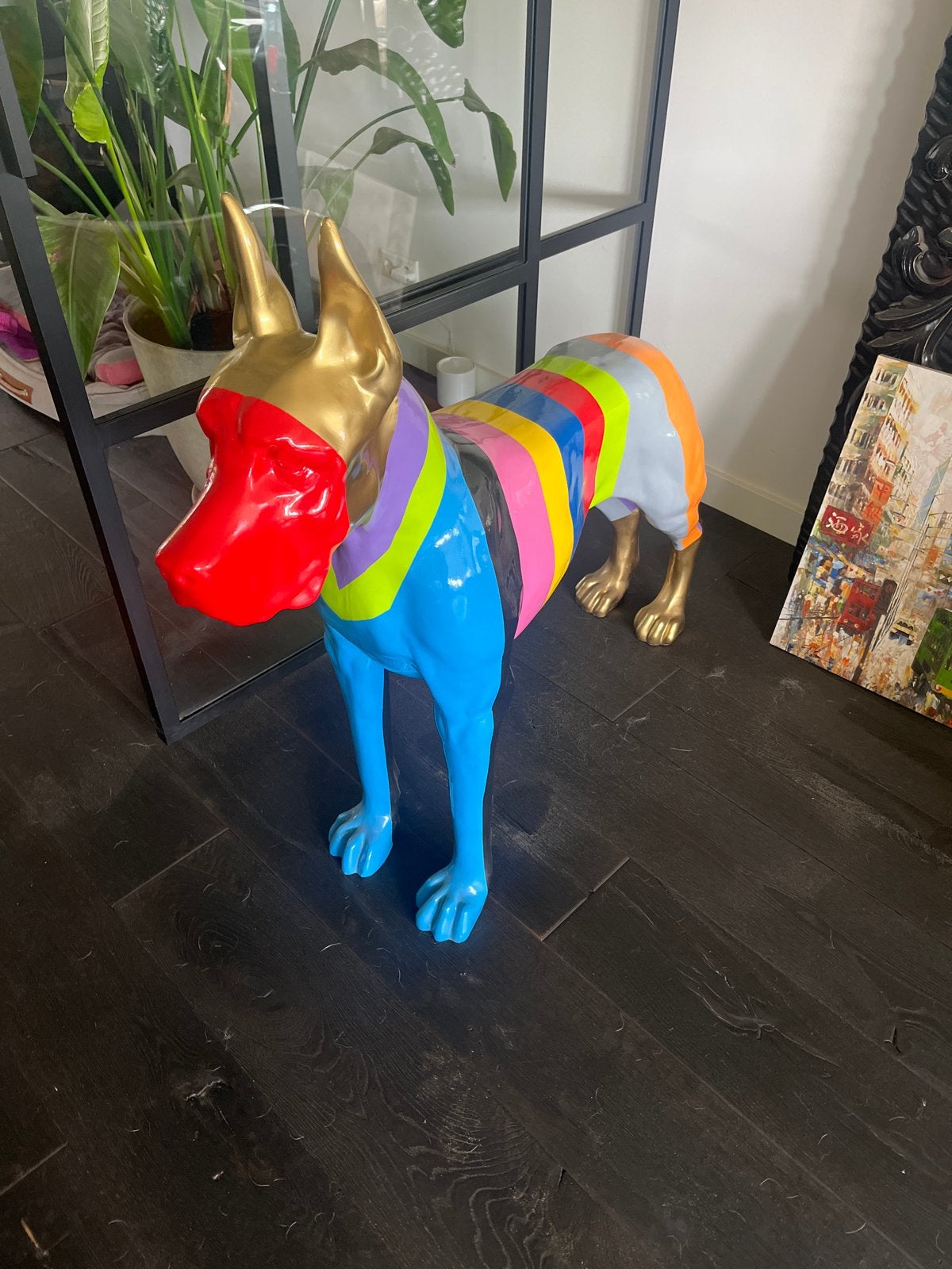 Kleurrijk Dobermann Beeld - Modern Kunstobject, Antiek en Kunst, Ophalen, Kunststof, 50 - 100 cm, Zoogdier