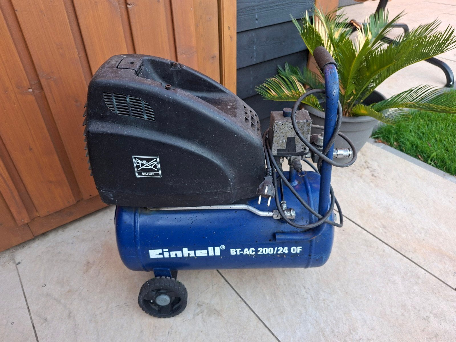compressor olievrij., Doe-het-zelf en Verbouw, Ophalen, Gebruikt, Minder dan 200 liter/min, Olievrij