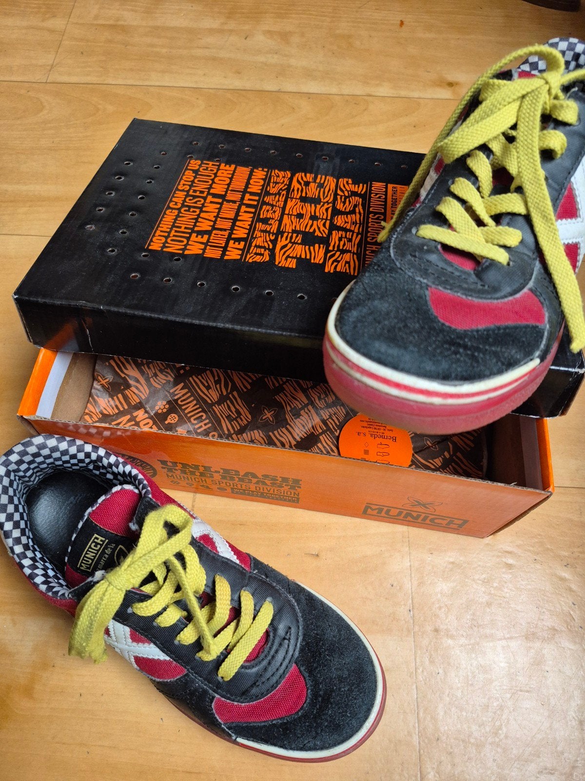 Munich jongens sneakers Maat 36, Gebruikt, Munich, Schoenen, Ophalen of Verzenden
