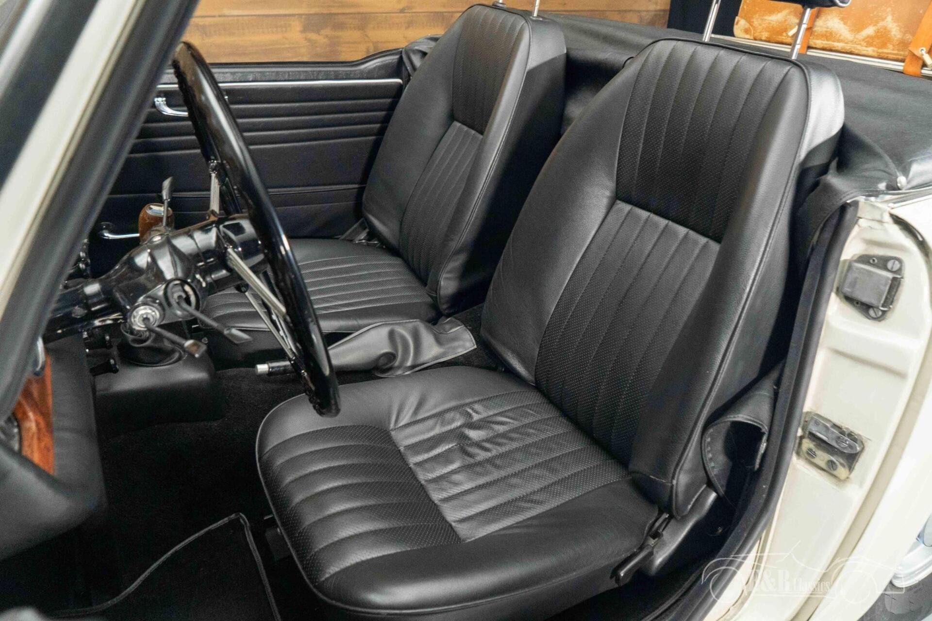 Triumph TR4A IRS Cabriolet | 1966, foto 10