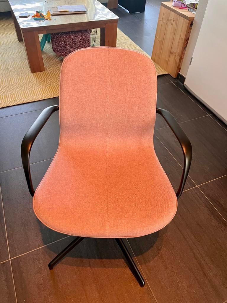 Roze IKEA bureaustoel zonder wieltjes, Ophalen, Overige kleuren, Zo goed als nieuw, Eén