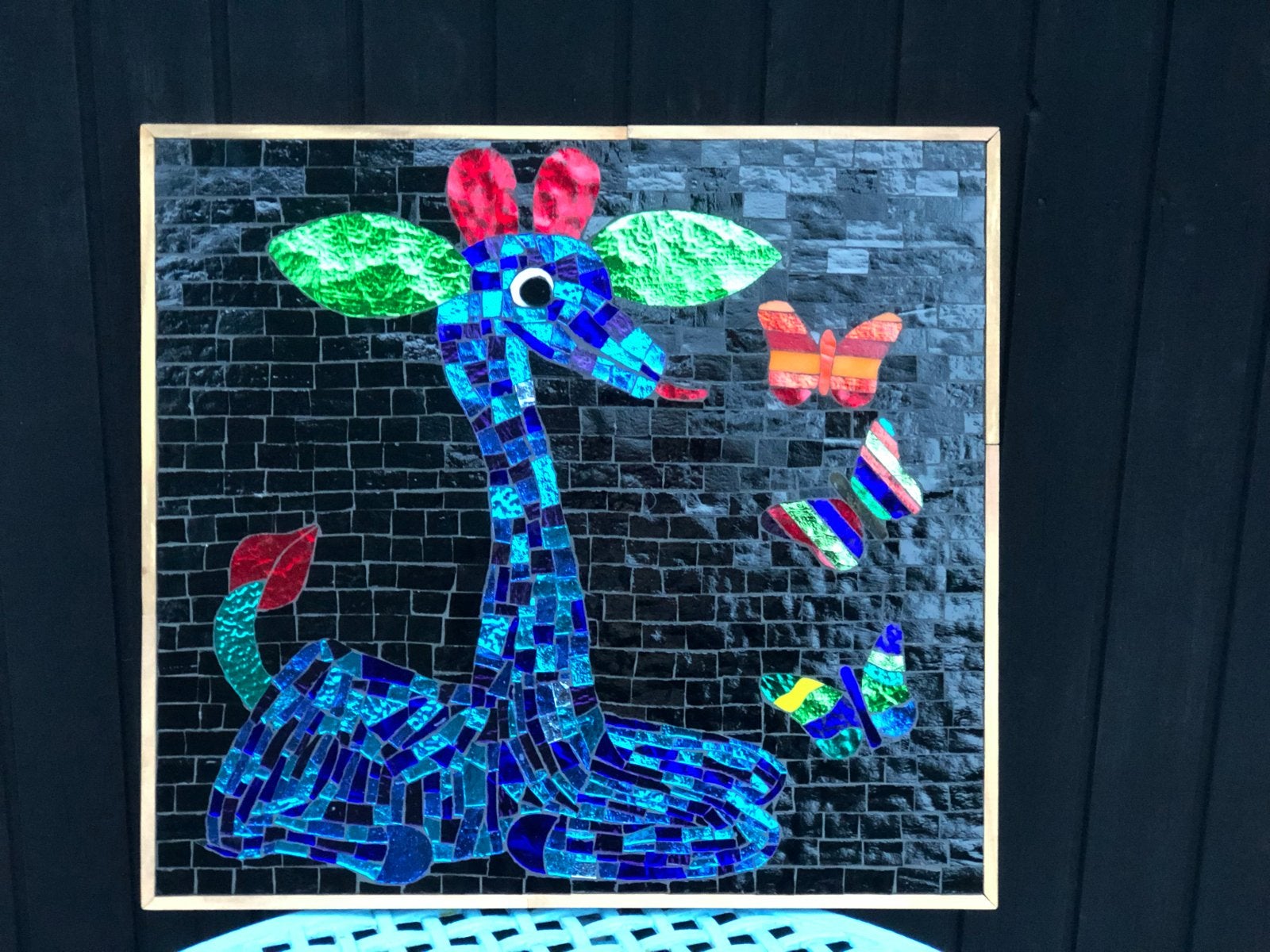 Uniek Mozaïek Kunstwerk: Kleurrijke Giraffe met Vlinders, Ophalen of Verzenden, Dieren, Overige technieken, Handgeschilderd