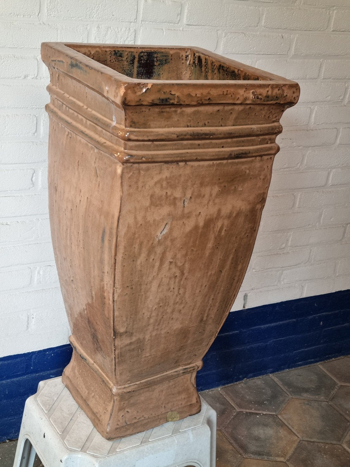 Grote 66 cm  tuinvaas bloembak        Terracotta geglazuurd, Tuin en Terras, Ophalen, Gebruikt