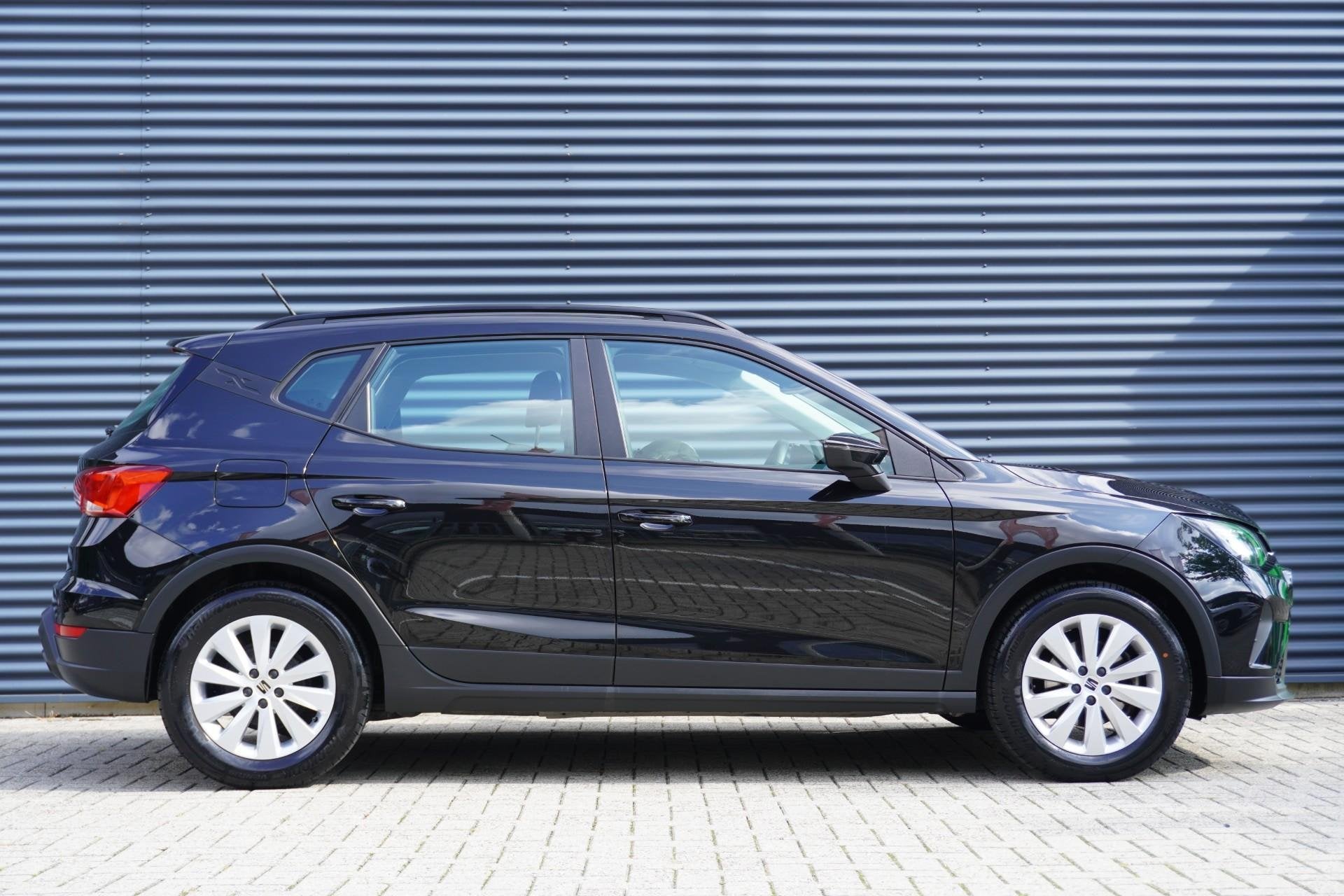 SEAT Arona 1.0 TSI 95pk Style | Parkeersensoren achter | Cru, Auto's, 12 maanden, Stof, Gebruikt, 95 pk