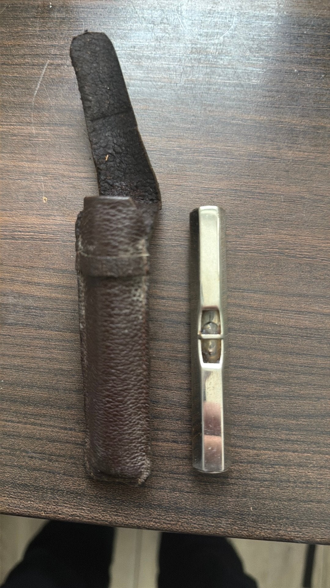 Vintage zak Waterpas met Leren Etui 9cm, Ophalen of Verzenden