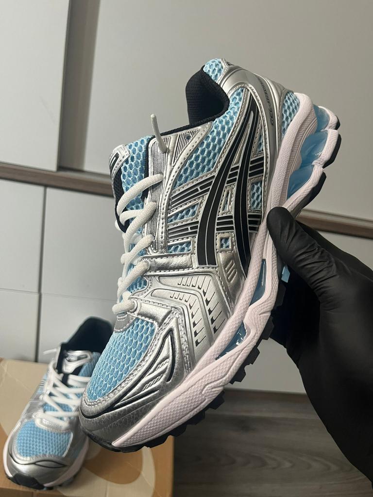 Asics Kayano 14 Blauw ( Nu €50 korting laaste maat 45), Sport en Fitness, Korfbal, Ophalen of Verzenden, Zo goed als nieuw, Schoenen