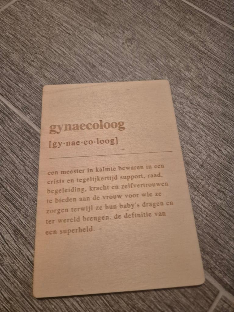 Houten kaart 'Gynaecoloog' - Uniek cadeau, Hout, Ophalen of Verzenden, Zo goed als nieuw, Modern