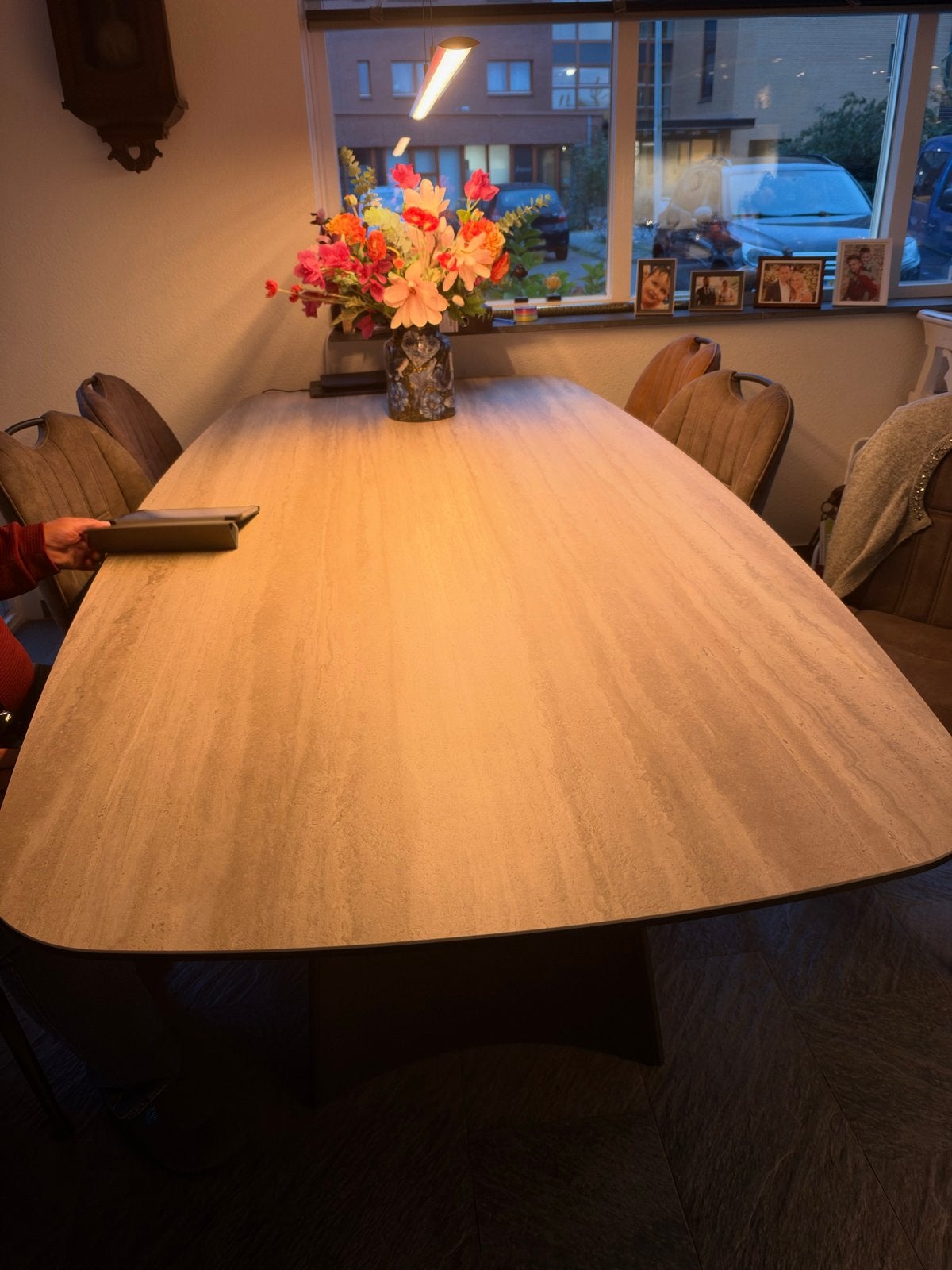 Deense ovale eettafel keramisch 250x120 - Wegens verhuizing, Ophalen, Overige materialen, 100 tot 150 cm, 200 cm of meer