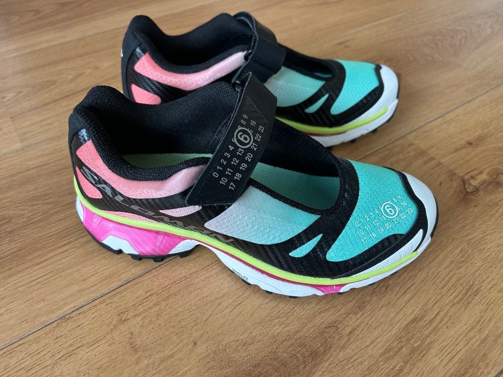 SALOMON XT-Mary Jane MM6 Maison Margiela, Zwart, Ophalen of Verzenden, Sneakers of Gympen, Zo goed als nieuw