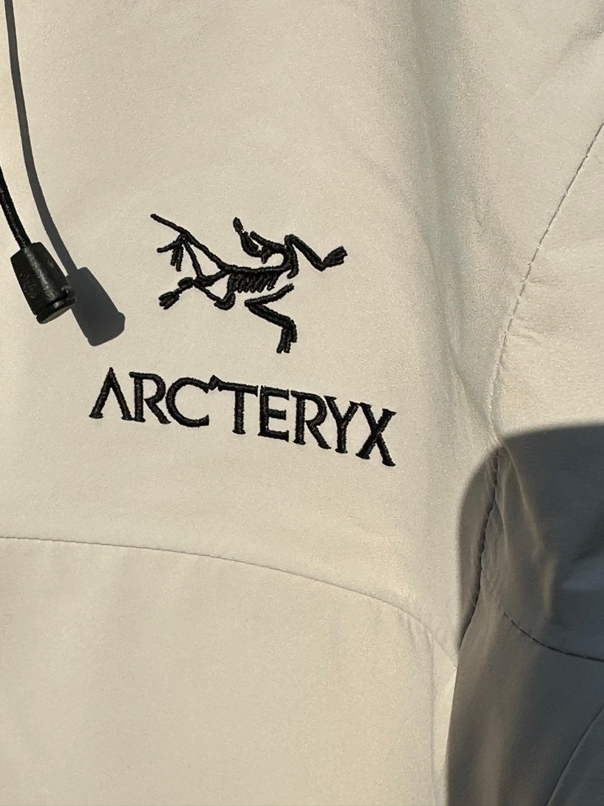Arc'teryx Alpha SV Gore-Tex Jas (2023) - Nieuw, Maat L, Ophalen of Verzenden, Zo goed als nieuw, Maat 48/50 (M), Overige kleuren
