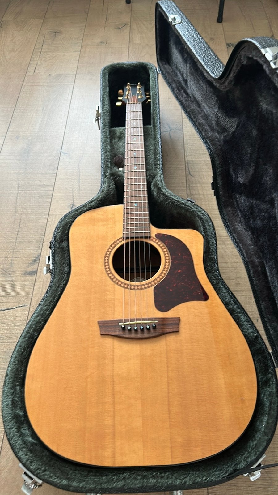 Garrison G40-CE met koffer, Muziek en Instrumenten, Snaarinstrumenten | Gitaren | Akoestisch, Zo goed als nieuw, Western- of Steelstringgitaar