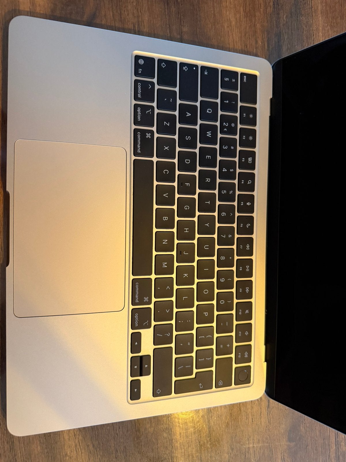 Foto 5 van MacBook Air 13” M4 – 16GB – 256GB – Zilver – zgan